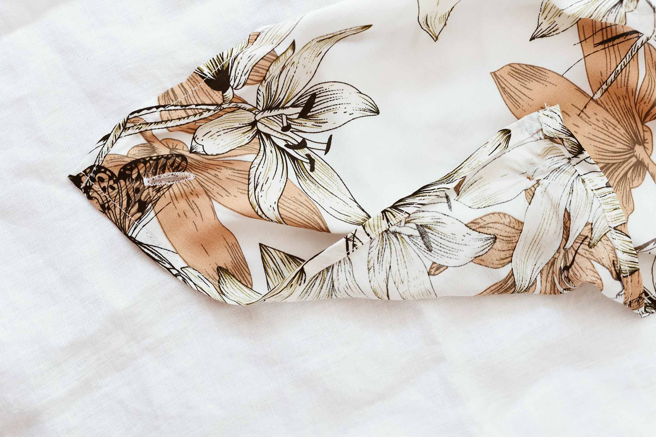 Sample bahan kain untuk produksi pakaian custom